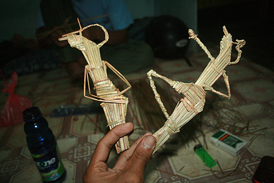 Figure 3: Wayang Suket or Grass Puppets (Photo courtesy of Ketjilbergerak)